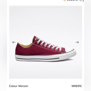 Maroon/Burgundy Converse Low Top Sneakers